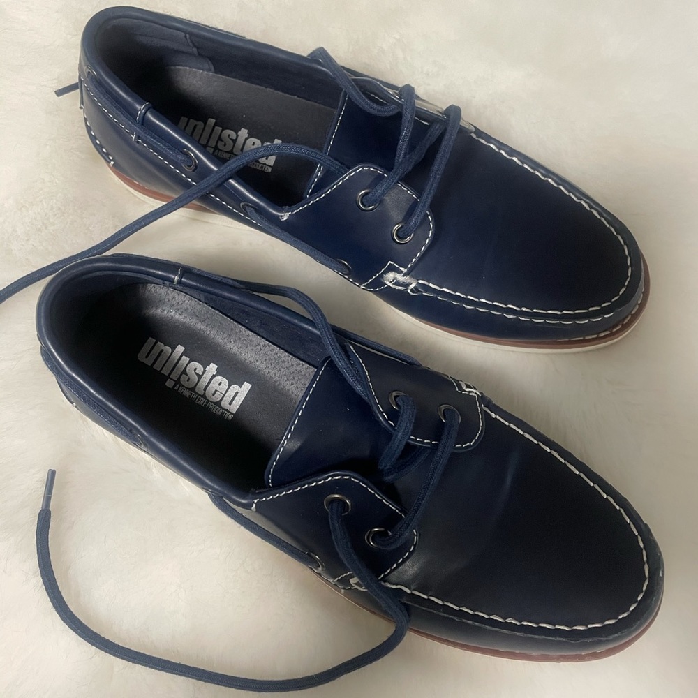 Unlisted by Kenneth Cole navy boat shoes